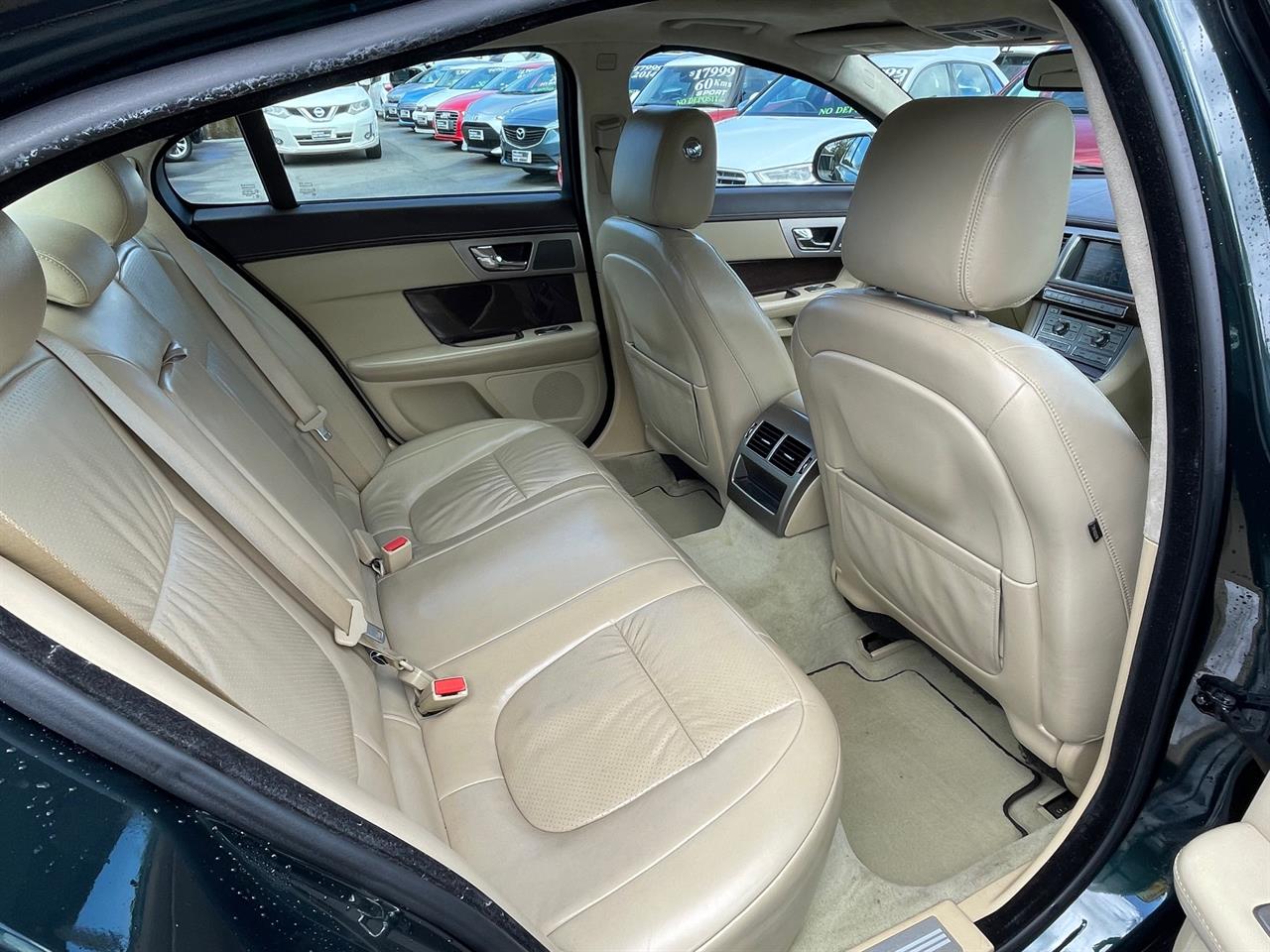2009 Jaguar XF