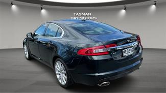 2009 Jaguar XF - Thumbnail