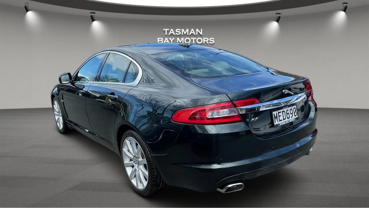 2009 Jaguar XF