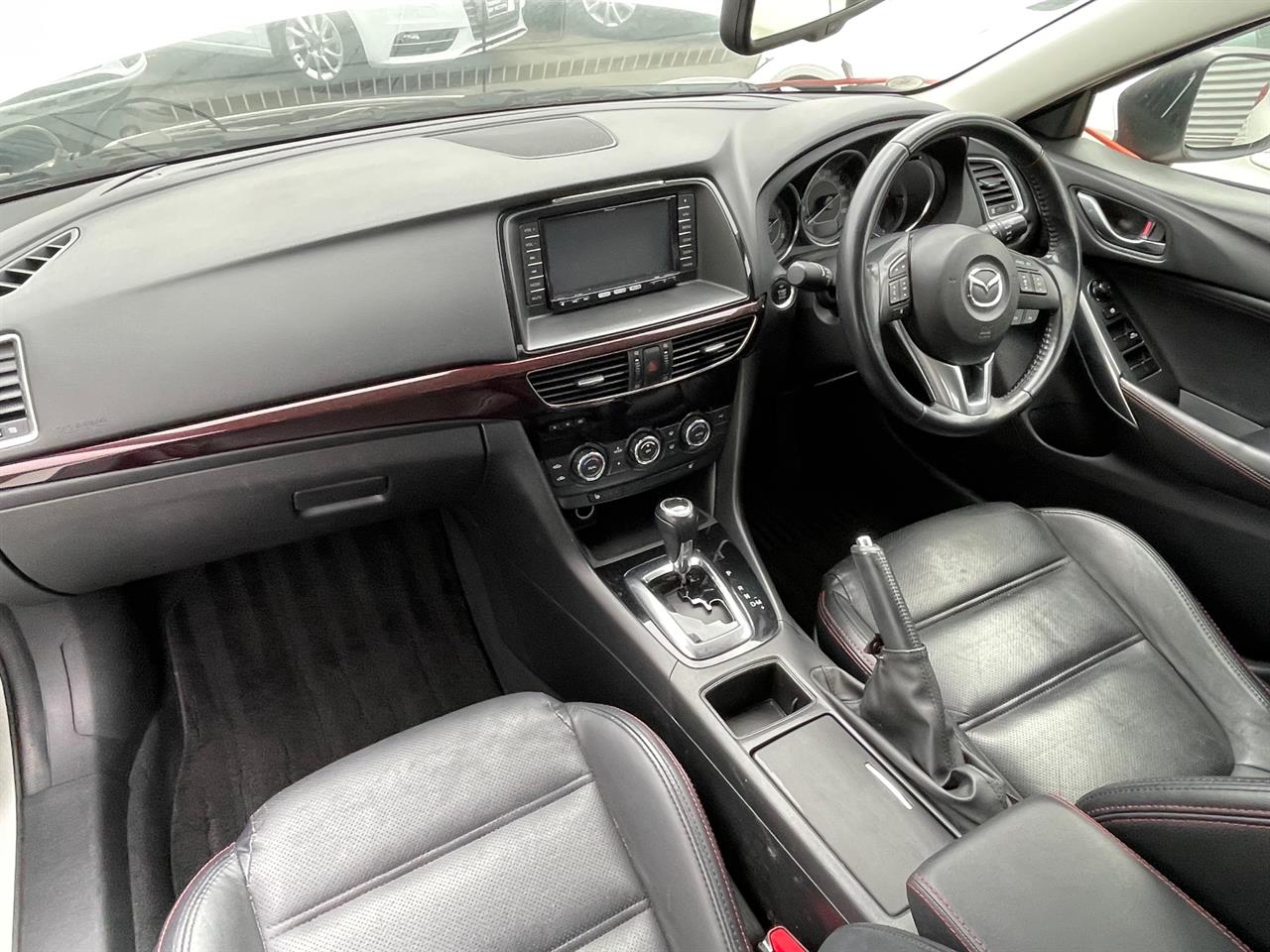 2013 Mazda Atenza