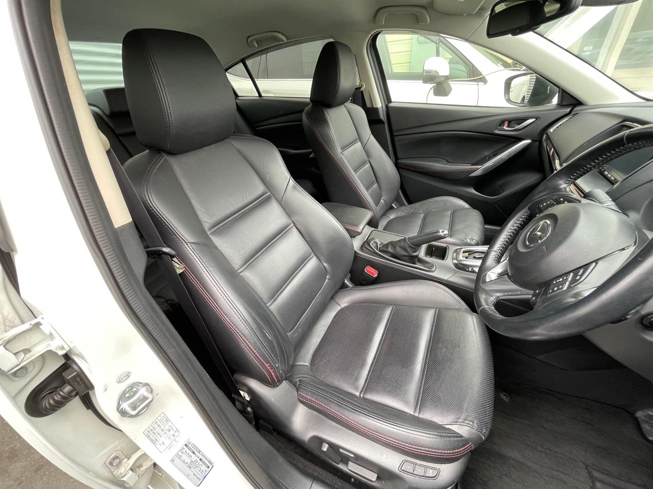 2013 Mazda Atenza