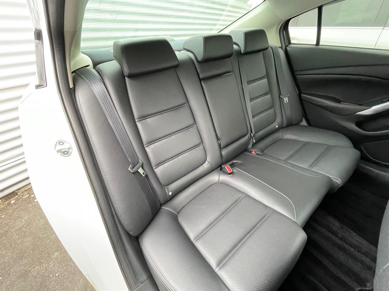 2013 Mazda Atenza