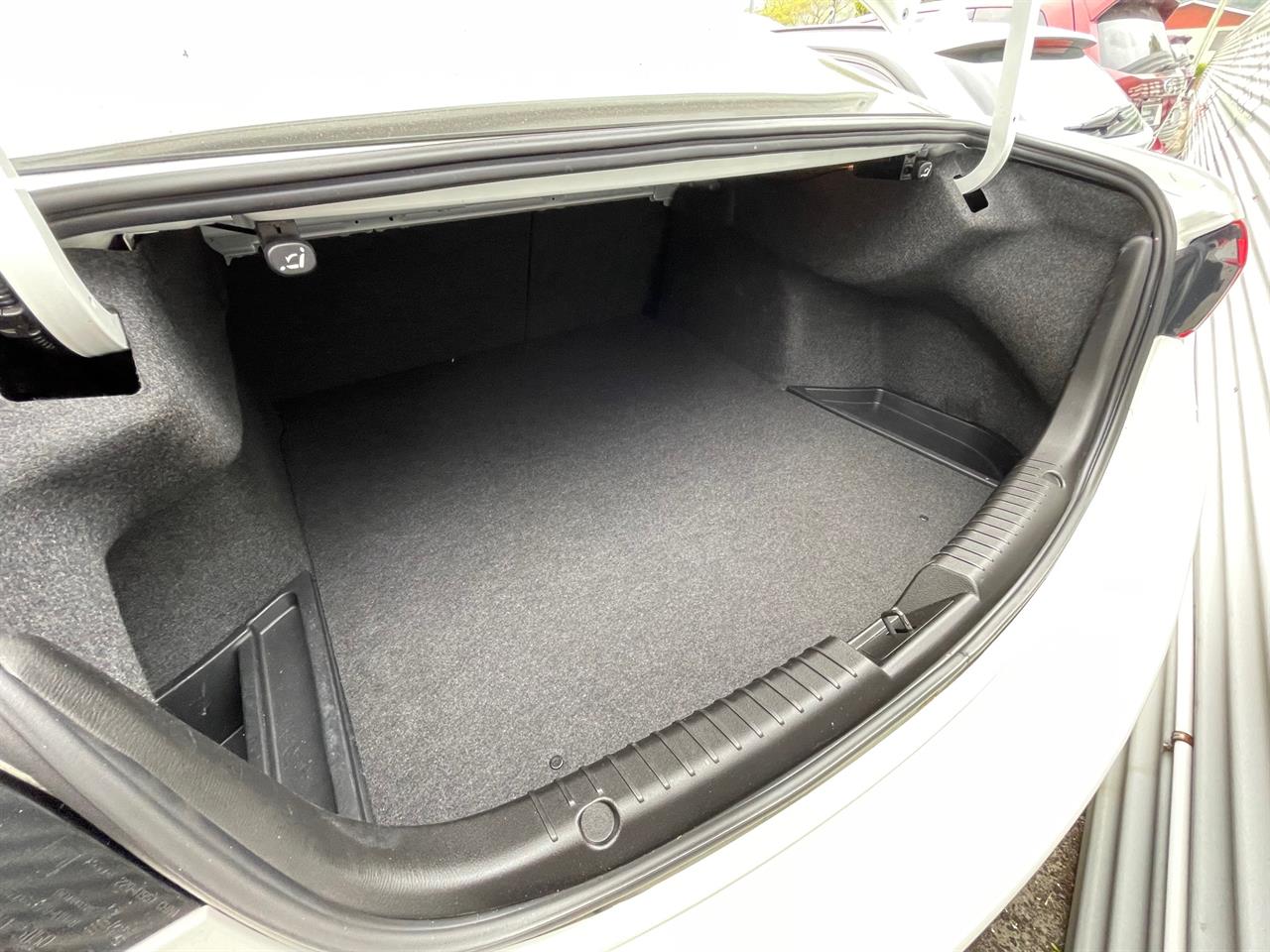 2013 Mazda Atenza
