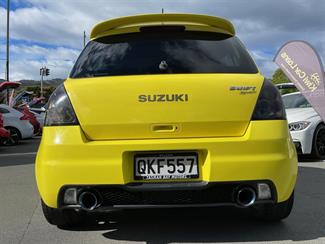 2007 Suzuki Swift - Thumbnail