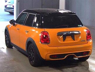 2015 Mini Cooper - Thumbnail