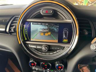 2015 Mini Cooper - Thumbnail
