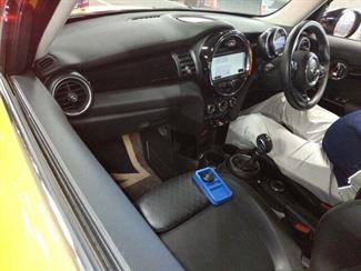 2015 Mini Cooper - Thumbnail