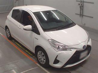 2020 Toyota Vitz - Thumbnail