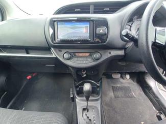 2020 Toyota Vitz - Thumbnail