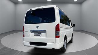 2025 Toyota HiAce - Thumbnail