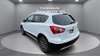 2017 Suzuki SX4 - Thumbnail