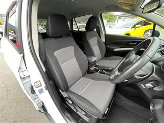 2017 Suzuki SX4 - Thumbnail