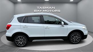 2017 Suzuki SX4 - Thumbnail