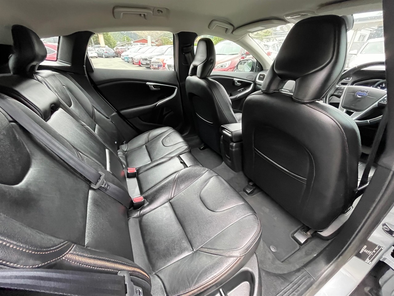 2014 Volvo V40