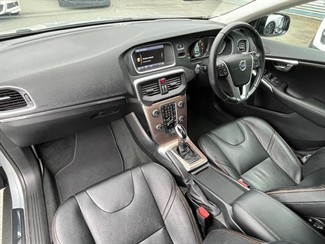 2014 Volvo V40 - Thumbnail