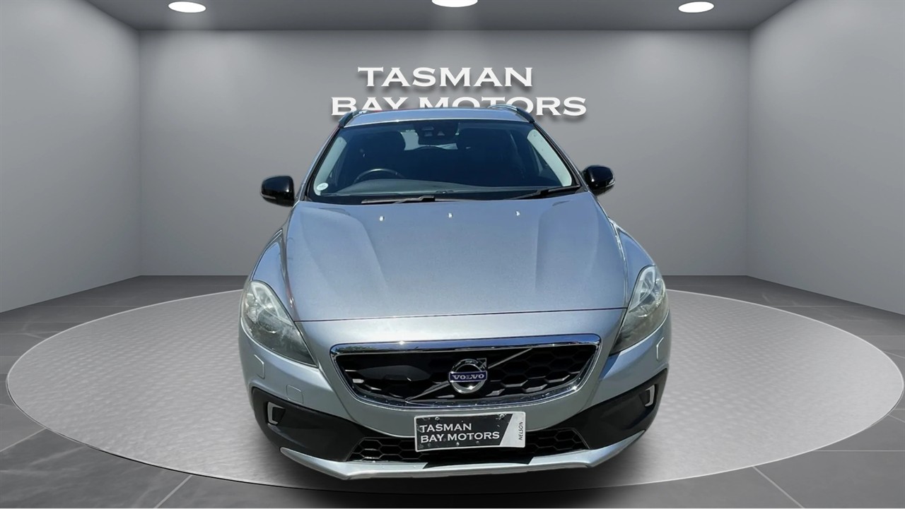 2014 Volvo V40