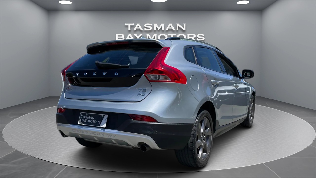 2014 Volvo V40