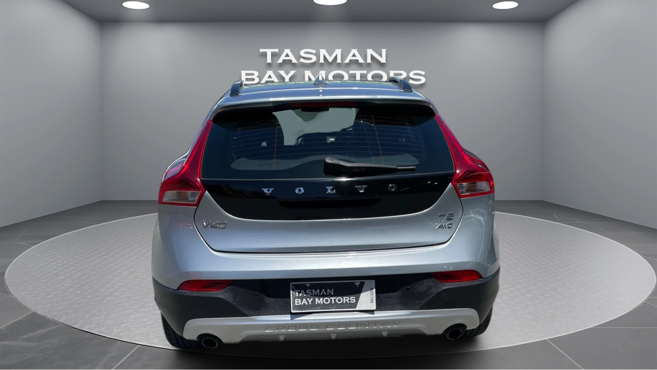 2014 Volvo V40