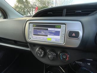 2014 Toyota Vitz - Thumbnail