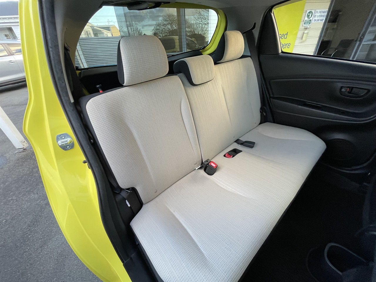 2014 Toyota Vitz