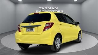 2014 Toyota Vitz - Thumbnail