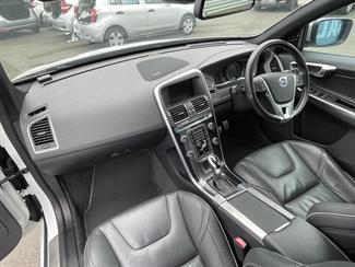 2014 Volvo XC60 - Thumbnail