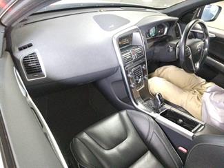 2014 Volvo XC60 - Thumbnail