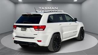 2013 Jeep Grand Cherokee - Thumbnail