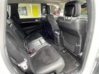 2013 Jeep Grand Cherokee - Thumbnail