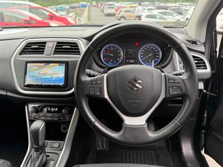 2015 Suzuki SX4 - Thumbnail