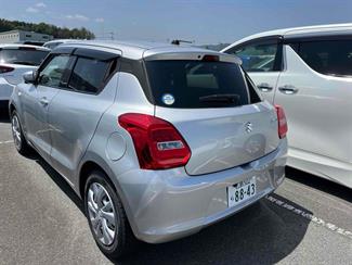 2022 Suzuki Swift - Thumbnail