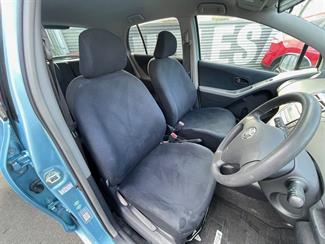 2005 Toyota Vitz - Thumbnail