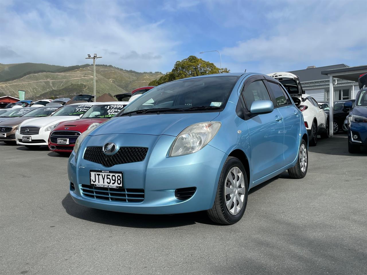 2005 Toyota Vitz