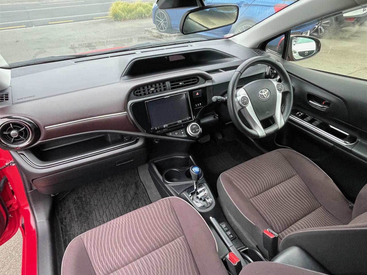 2016 Toyota Aqua