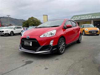 2016 Toyota Aqua - Thumbnail