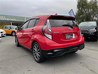 2016 Toyota Aqua - Thumbnail