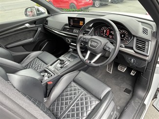 2018 Audi SQ5 - Thumbnail