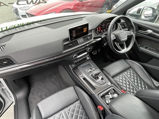 2018 Audi SQ5 - Thumbnail