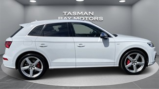 2018 Audi SQ5 - Thumbnail