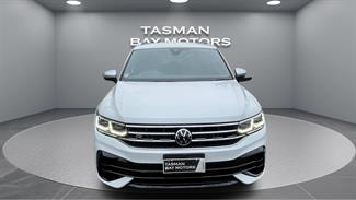 2023 Volkswagen Tiguan - Thumbnail