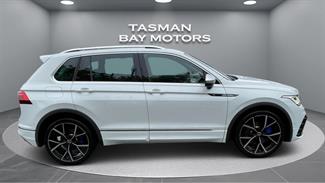2023 Volkswagen Tiguan - Thumbnail
