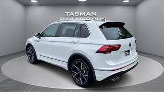 2023 Volkswagen Tiguan - Thumbnail