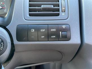 2005 Hyundai Tucson - Thumbnail
