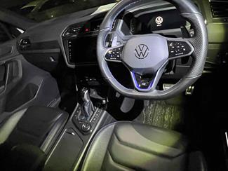2023 Volkswagen Tiguan - Thumbnail