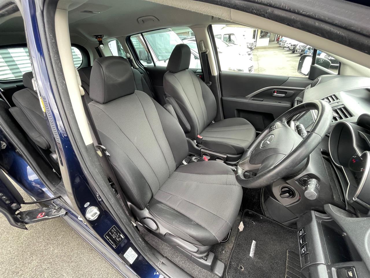 2013 Mazda Premacy