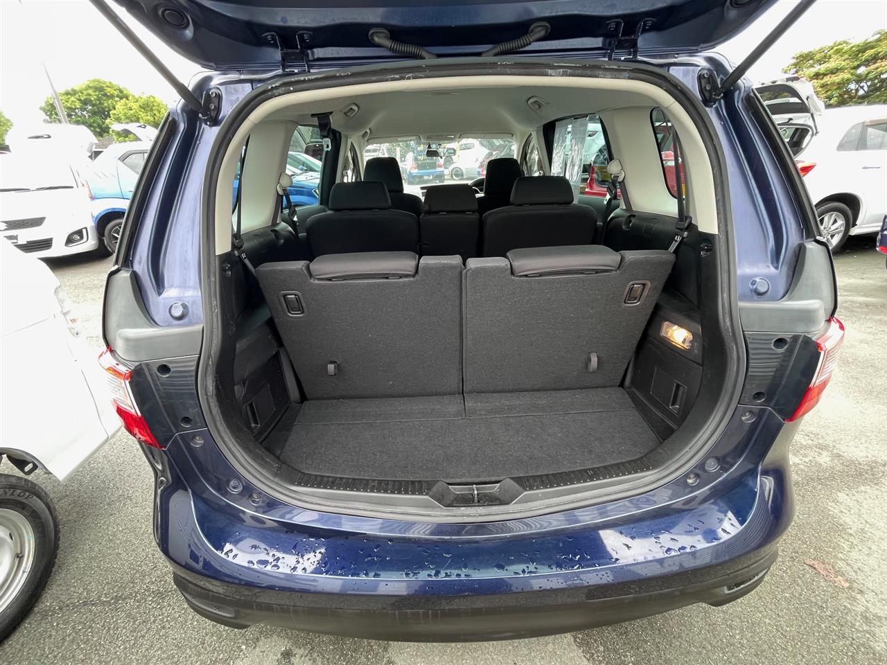 2013 Mazda Premacy