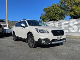 2016 Subaru Outback - Thumbnail