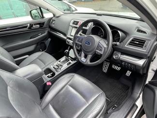 2016 Subaru Outback - Thumbnail
