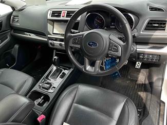 2016 Subaru Outback - Thumbnail