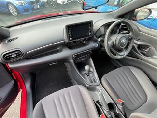 2021 Toyota Yaris - Thumbnail